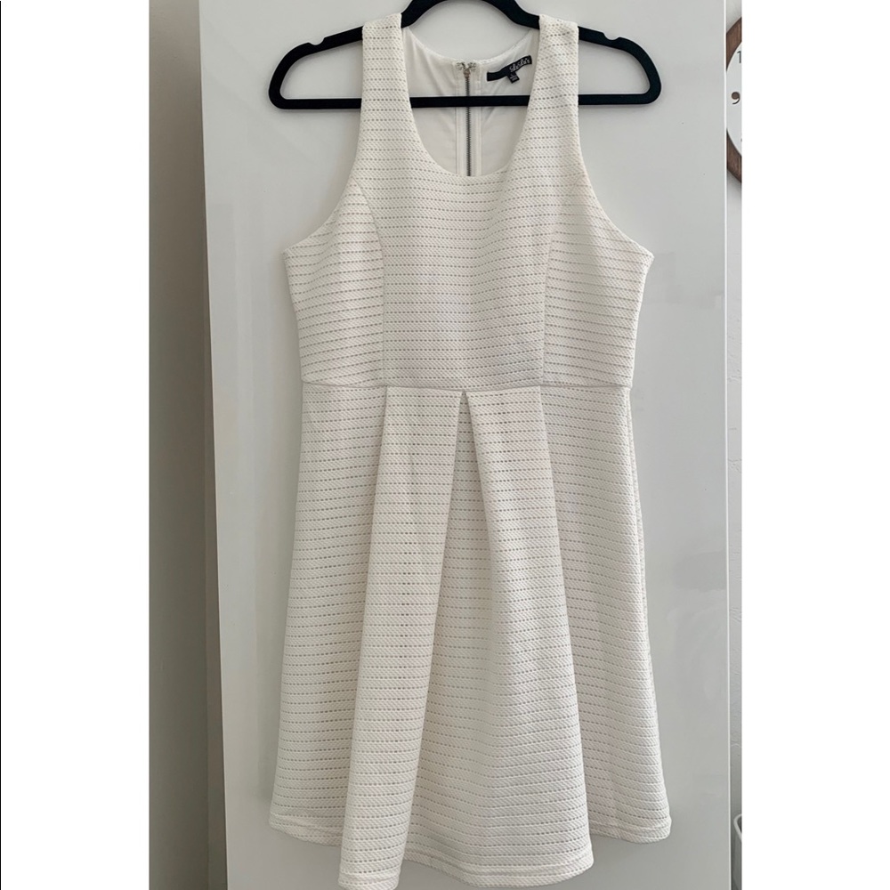 Lulu’s White Dress🤍🤍